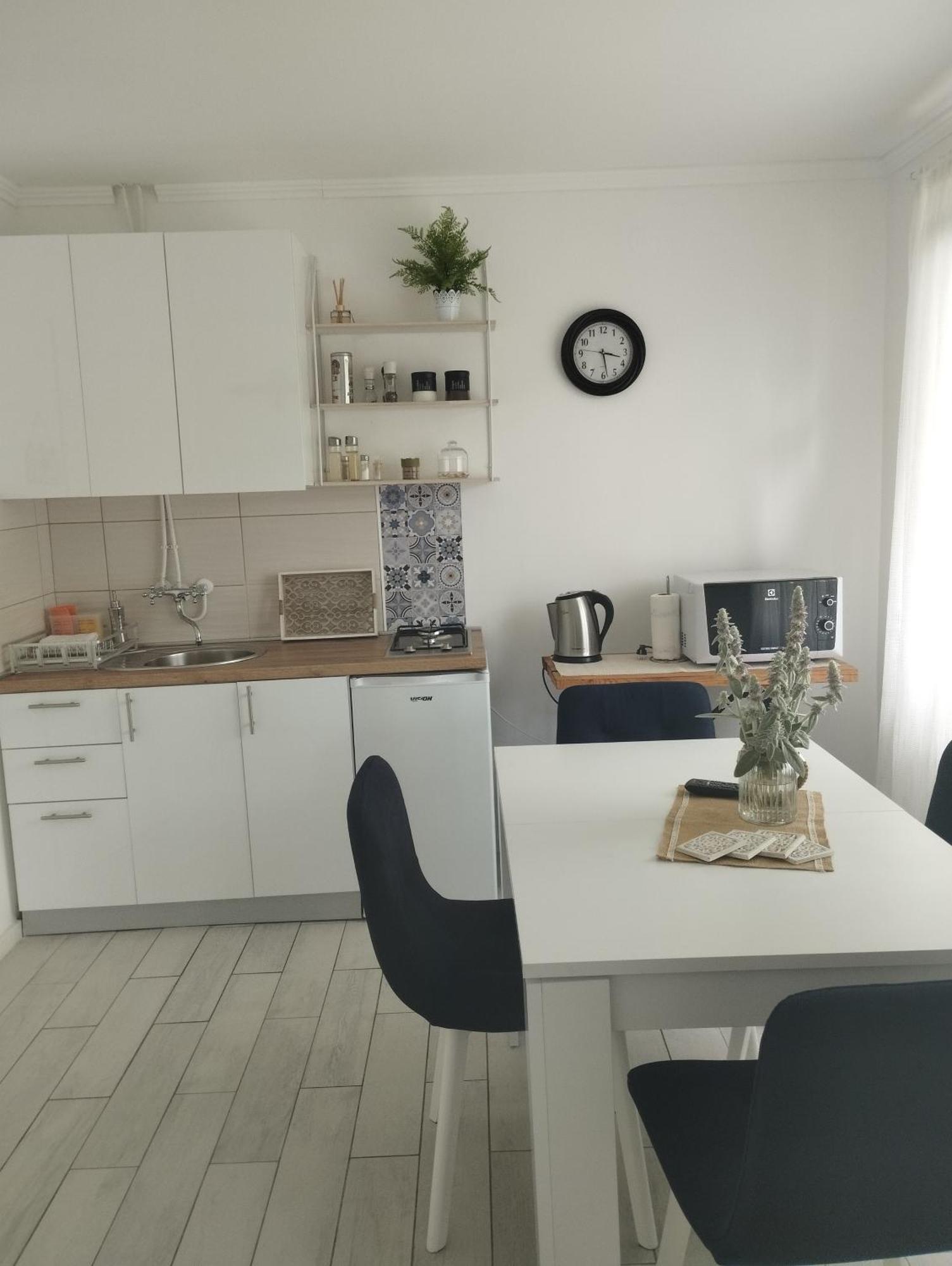 Apartments Celopek Licko Petrovo Selo Bilik gambar